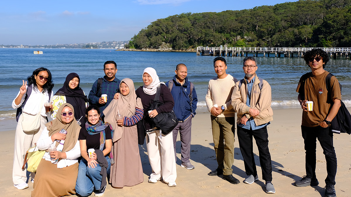 Indonesian Ocean Accounts fellows at Chowder Bay, Sydney
